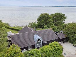 5 Star Holiday Home in Ebeltoft