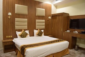 Golden Pearl Hotel