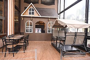 Hotel Square Inn Cantonment Varanasi