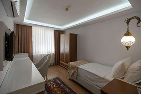 Elit Lara Otel