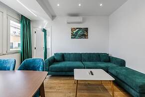 Infinity Beachfront Suites by PS