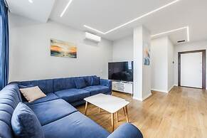 Infinity Beachfront Suites by PS