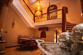 Riad 16 Dar and Pool