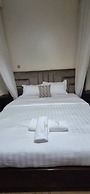 Pariyova Country Hotel