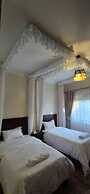 Pariyova Country Hotel