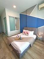 PoP Kitty Octagon Premium Ipoh Homestay