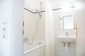 Comfortable 3BR Apartment for Groups