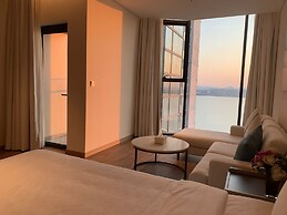 Alacarte Seaview Halong by HaVan
