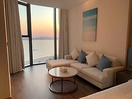 Alacarte Seaview Halong by HaVan