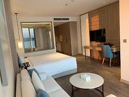 Alacarte Seaview Halong by HaVan