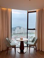 Alacarte Seaview Halong by HaVan