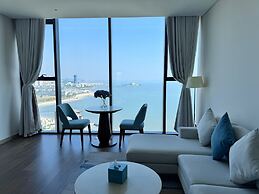 Alacarte Seaview Halong by HaVan