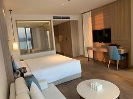 Alacarte Seaview Halong by HaVan
