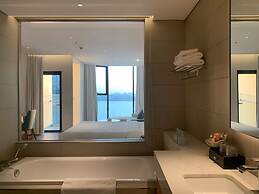 Alacarte Seaview Halong by HaVan