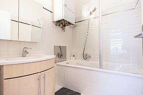 Affordable 2BR With Living Room Vienna