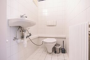 Affordable 2BR With Living Room Vienna