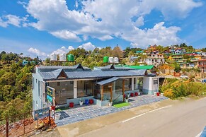 Mukteshwar Valley Resort