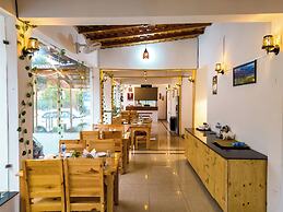 Mukteshwar Valley Resort