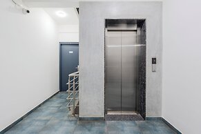 Hotel Royal Manyaa