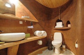 Omaya eco village