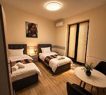 Natali Inn