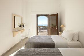 Villa - Sleeps 5 - Private Heated Pool-parking