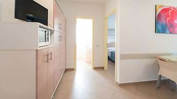 Anchise Mare Holiday Apartments