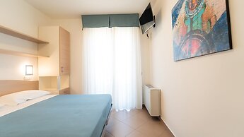 Anchise Mare Holiday Apartments