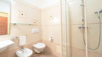 Anchise Mare Holiday Apartments