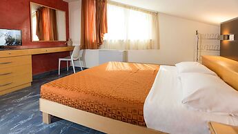 Anchise Mare Holiday Apartments