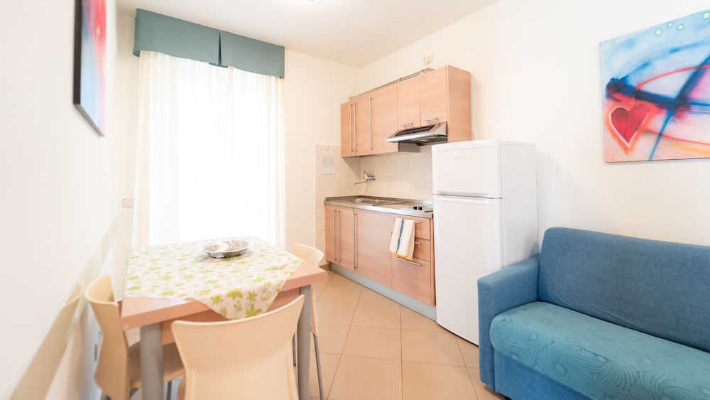 Anchise Mare Holiday Apartments