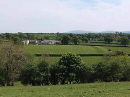 16th Century Devon Longhouse, Stunning Views