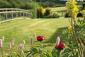16th Century Devon Longhouse, Stunning Views