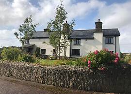 16th Century Devon Longhouse, Stunning Views