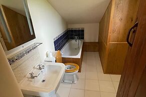 16th Century Devon Longhouse, Stunning Views