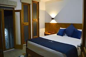 HOTEL CHURUMUCO