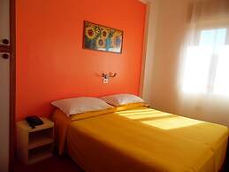 SIRIS HOTEL