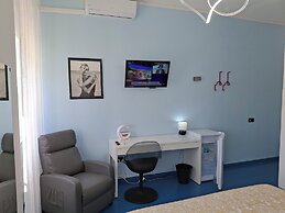 SIRIS HOTEL