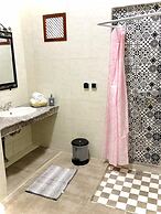 riad la joie