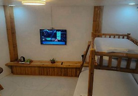 Bamboo Grove Royale by Hiverooms