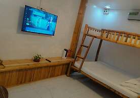 Bamboo Grove Royale by Hiverooms