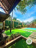 Bamboo Grove Royale by Hiverooms