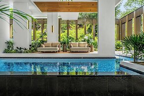 Weave Suites - Novena