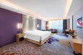 Trendy Romantic MAXScreen Hotel