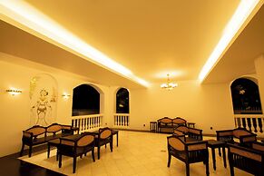Queen Thanbula Hotel Bagan