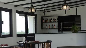 Queen Thanbula Hotel Bagan