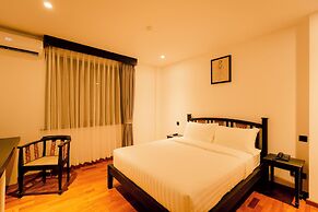 Queen Thanbula Hotel Bagan
