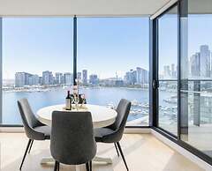 Melbourne Private Apartments Absolute W