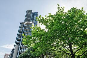 Melbourne Private Apartments Absolute W