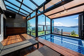 Geoje Gonggan Pool Villa